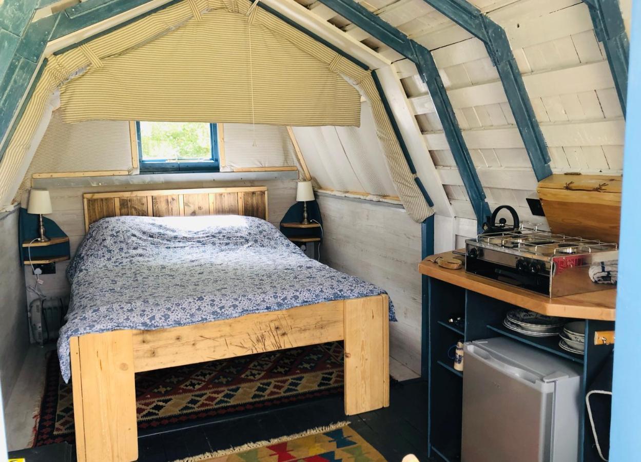 Cotswolds Camping At Holycombe 希普顿斯图尔 外观 照片