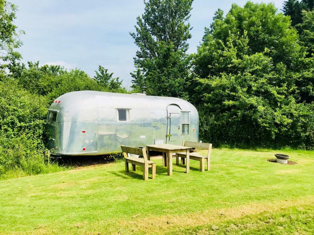 Cotswolds Camping At Holycombe 希普顿斯图尔 外观 照片