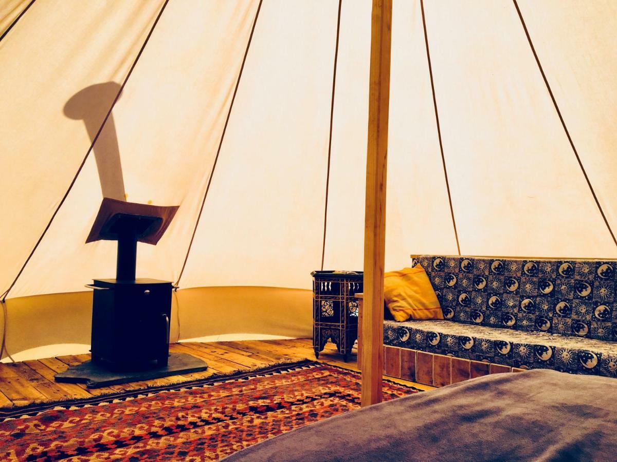 Cotswolds Camping At Holycombe 希普顿斯图尔 外观 照片