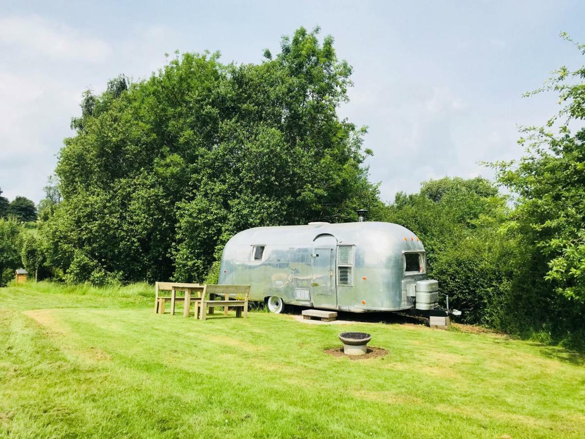Cotswolds Camping At Holycombe 希普顿斯图尔 外观 照片