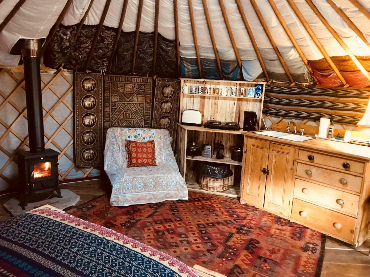 Cotswolds Camping At Holycombe 希普顿斯图尔 外观 照片
