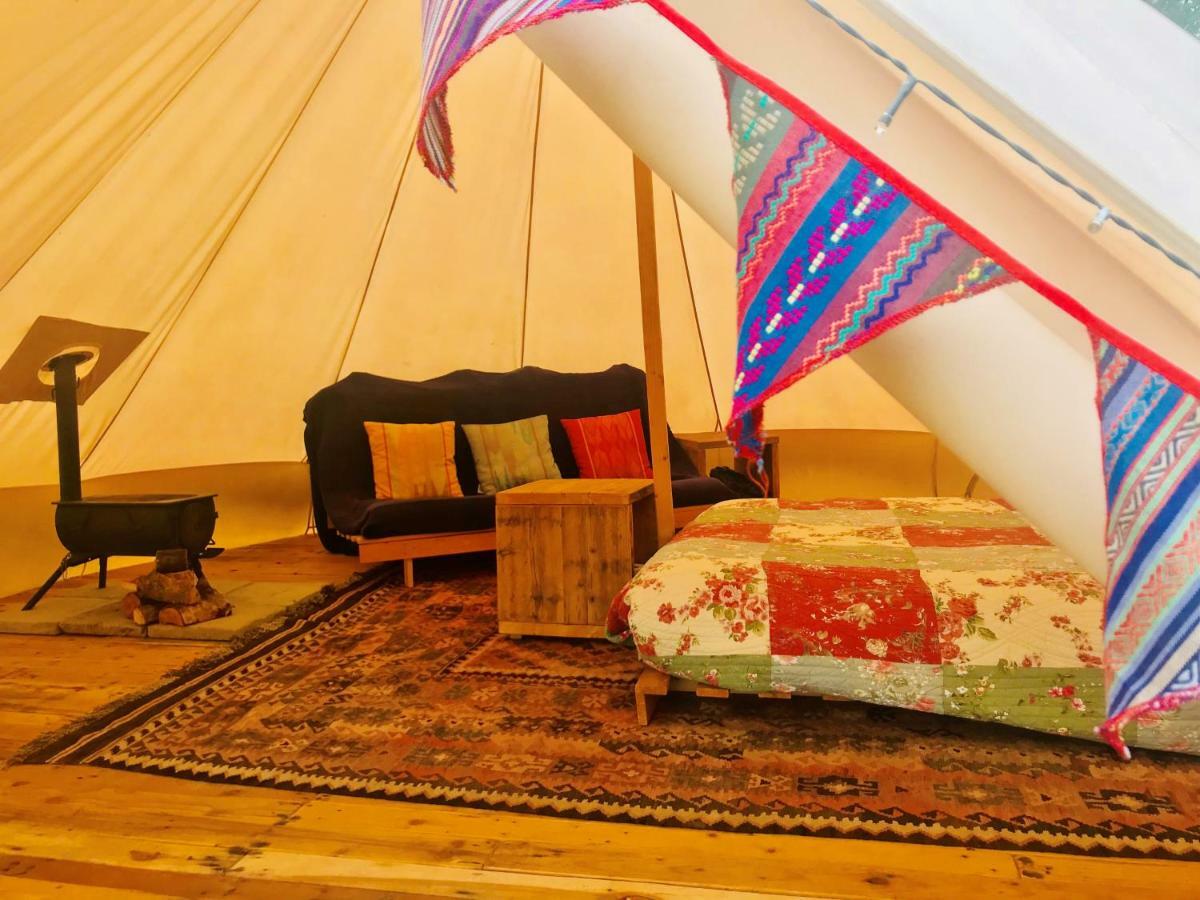 Cotswolds Camping At Holycombe 希普顿斯图尔 外观 照片