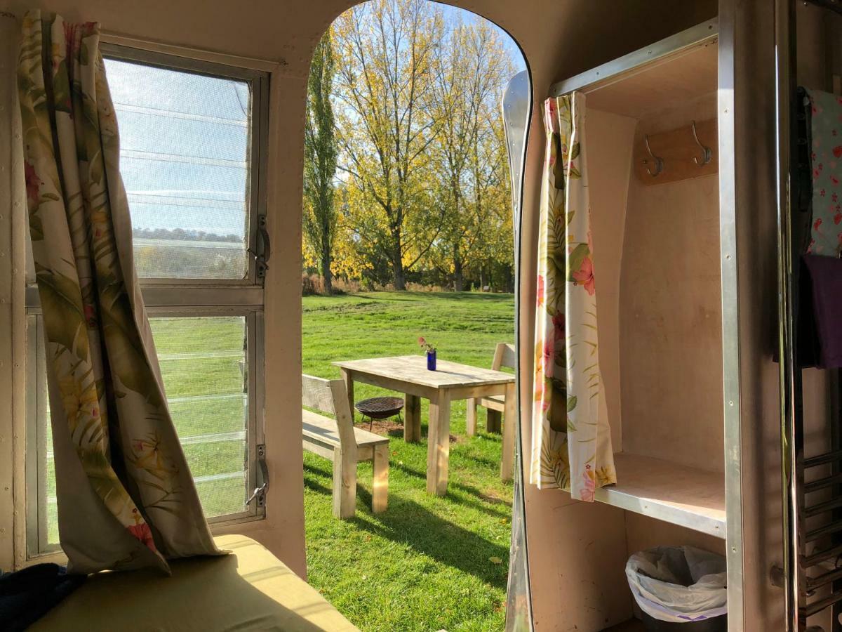 Cotswolds Camping At Holycombe 希普顿斯图尔 外观 照片